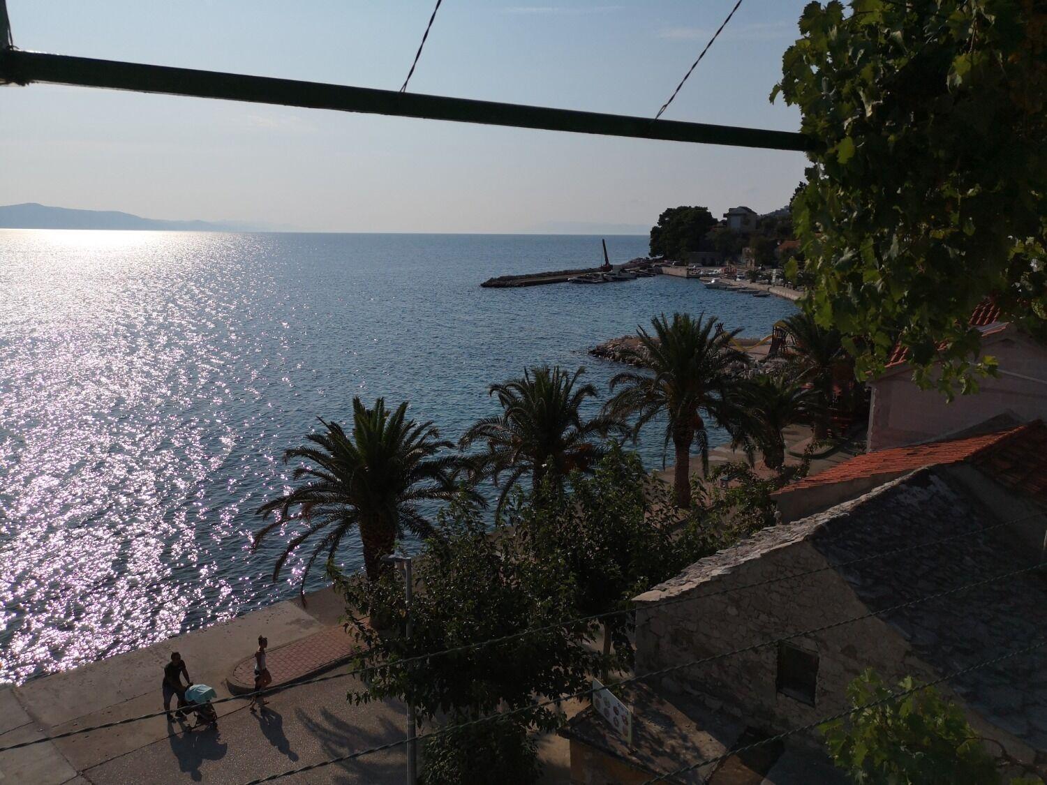 Apartments Sonja - By The Sea Живогошче Экстерьер фото